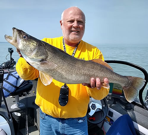 Captain Jeff Wenrick - JustWalleye.com